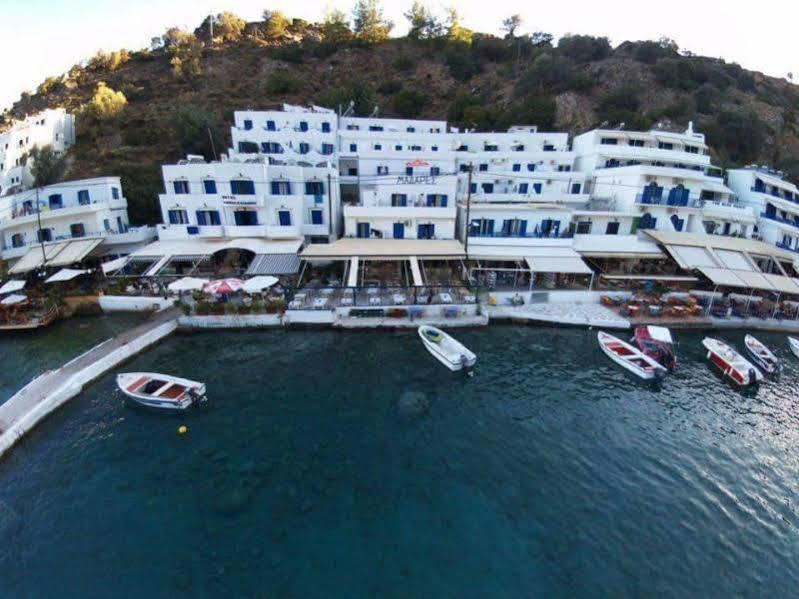 Hotel Madares Lutró Exterior foto